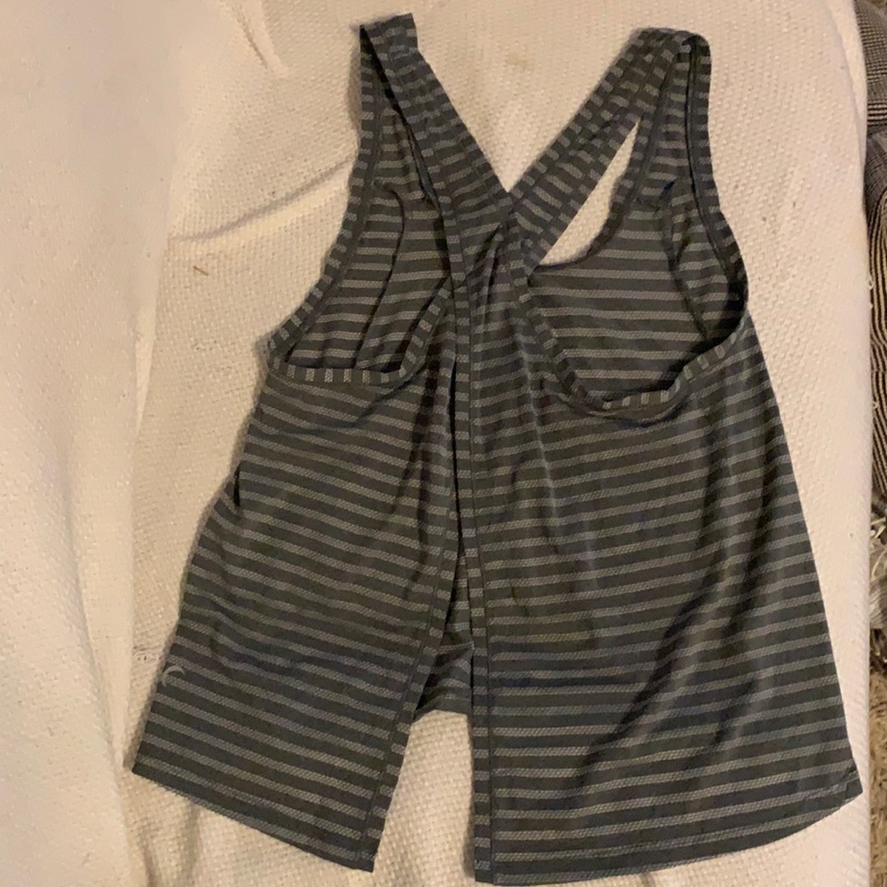 Zyia workout top